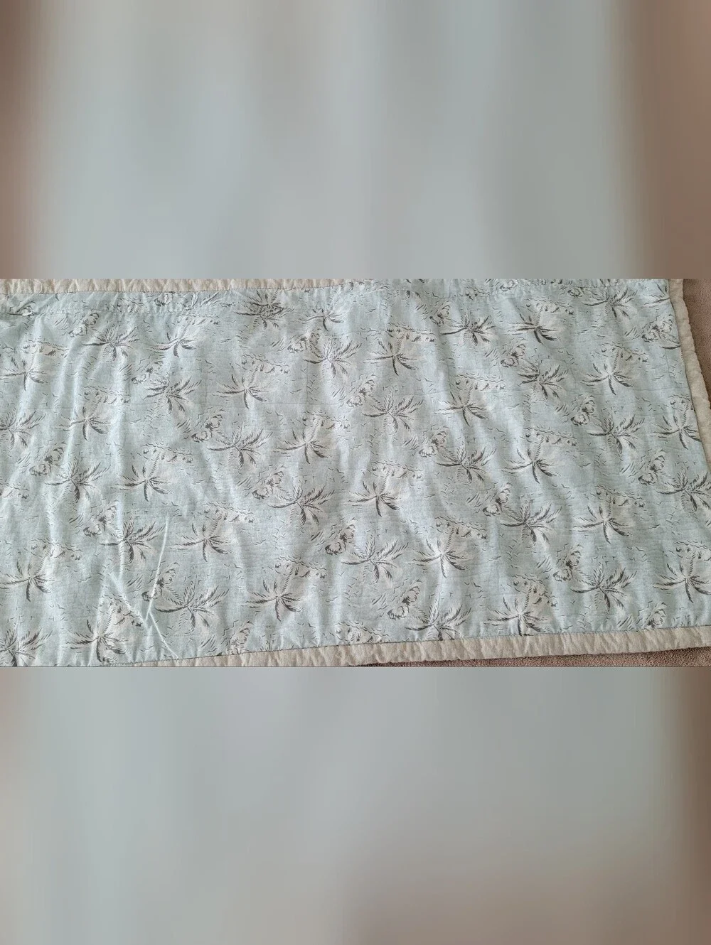 EUC Set of 2 Pottery Barn Lanai King Pillow Shams Tropical
